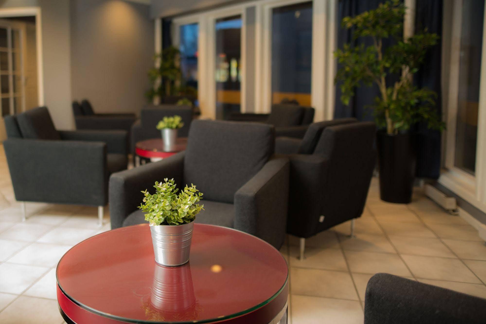 Oppdal Gjestetun Hotell Exterior foto